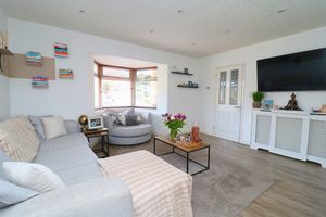 Photo 13- click for photo gallery